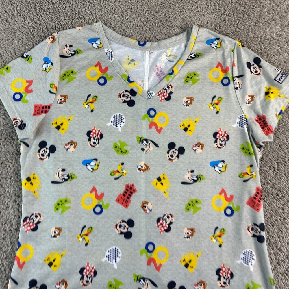Disney Shirt Womens Extra Large Gray AOP 2020 Magic Kingdom Cast V Neck Ladies - Picture 3 of 12